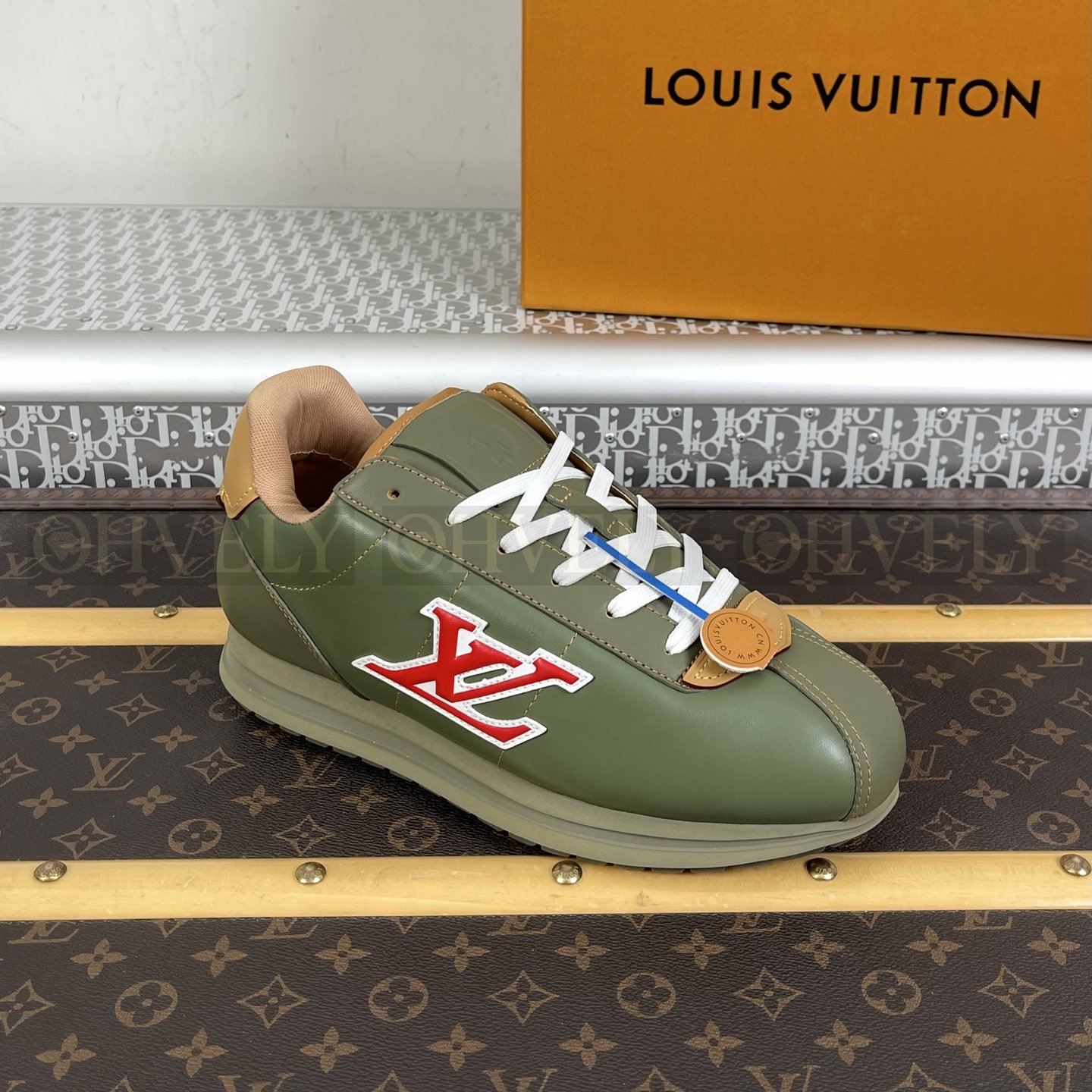 【 ZP버전 】LV 버터소프트 스니커즈 카키 상품 썸네일
