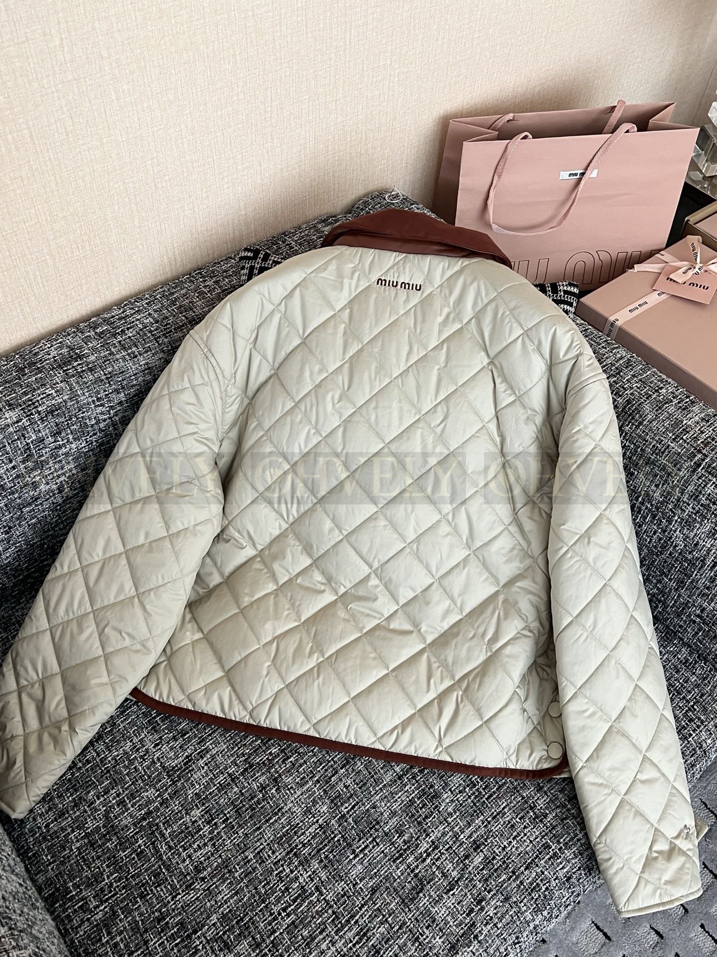 【 ZP버전 】MIU 퀸팅 파이핑 아우터 자켓 상품 썸네일