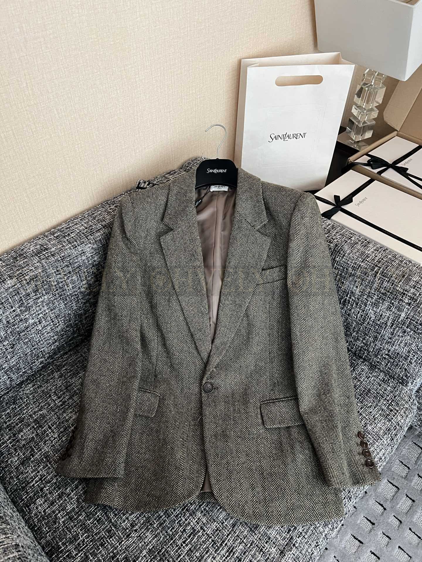 【 ZP버전 】YSL 헤링본 수트 자켓 상품 썸네일