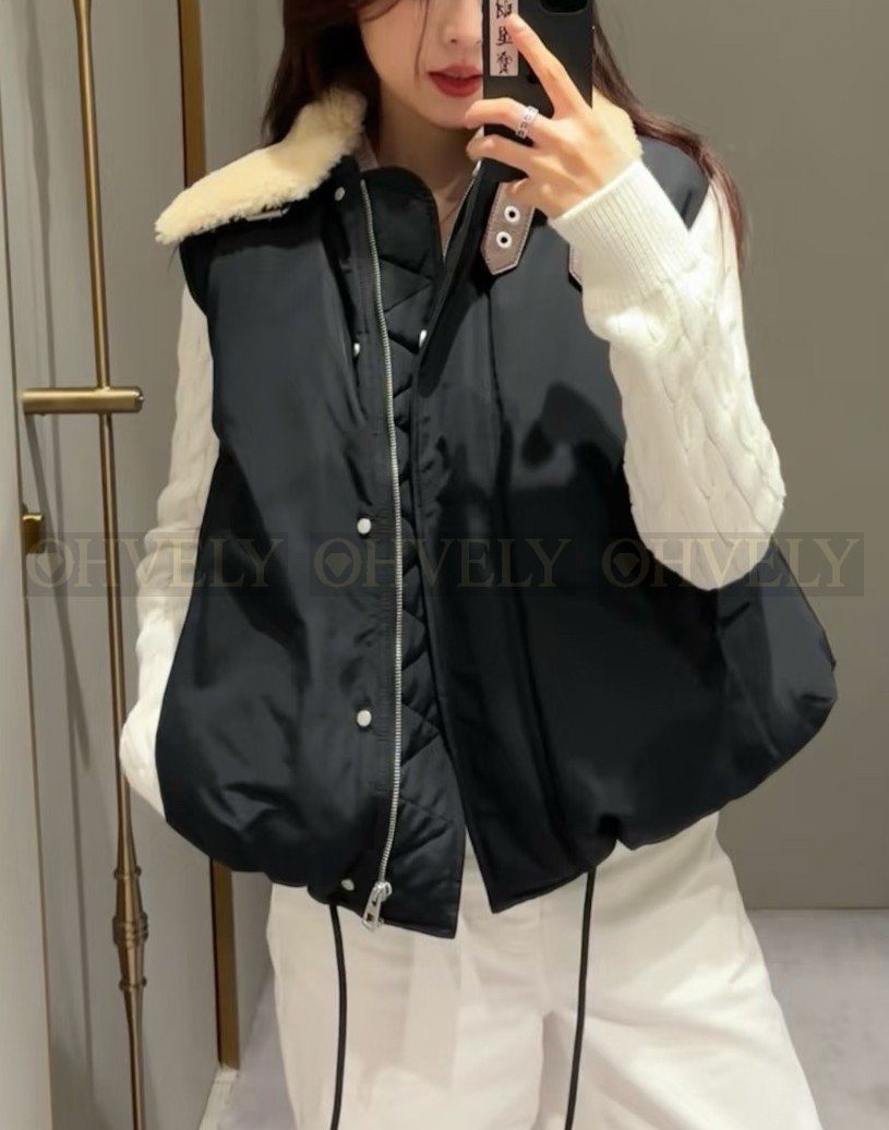 【 ZP버전 】LOW 퍼 카라 패치 블랙 다운 베스트