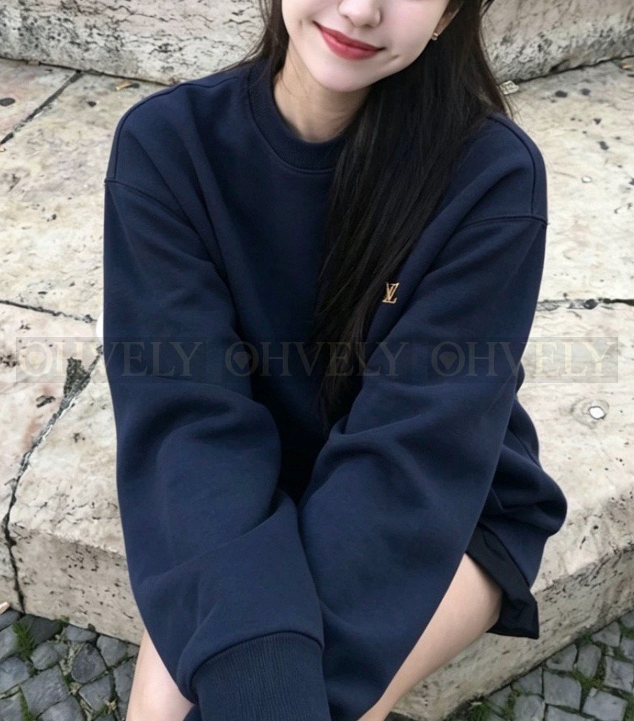 【 ZP버전 】LV 크루넥 로고 맨투맨 상품 썸네일