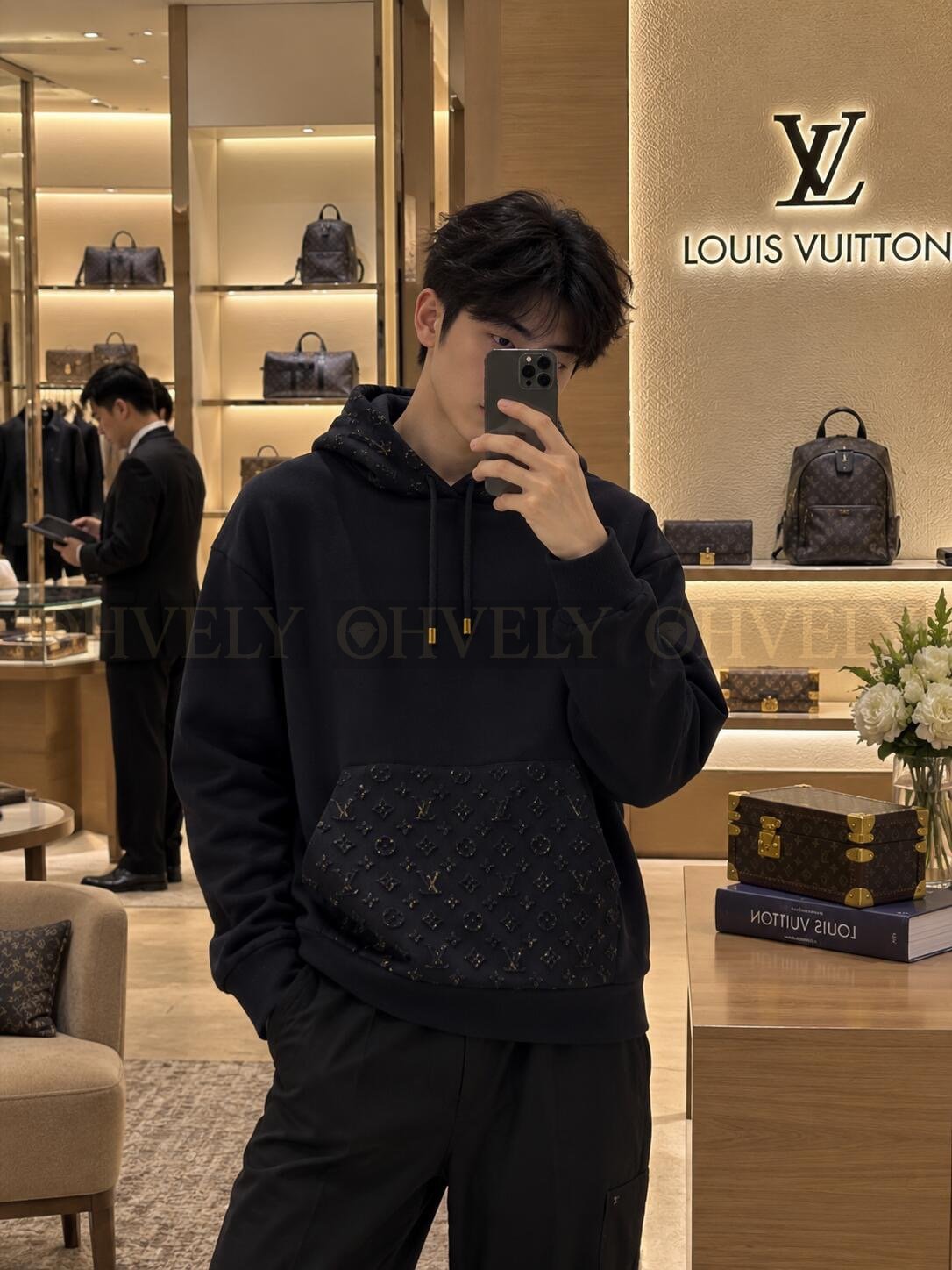 【 ZP버전 】LV 엠보싱 호일 로고 후디 상품 썸네일